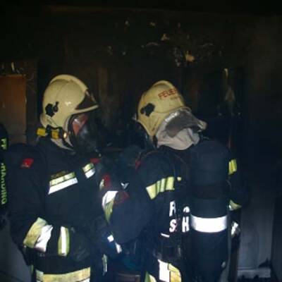 Elf Verletzte bei Wohnhausbrand 