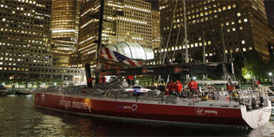 Branson brach Rekordversuch wegen Monsterwelle ab