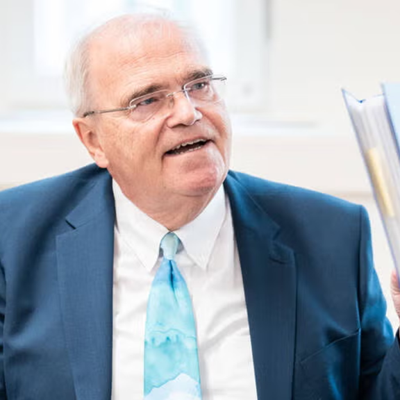 Ex-Justizminister Brandstetter von Falschaussage freigesprochen