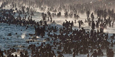 Brasilien-Hitze lockt tausende an den Strand