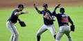 Atlanta Braves feiern nach dem Erfolg im ersten Spiel der World Series 2021