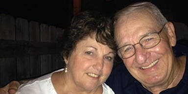 Ehepaar stirbt h&auml;ndchenhaltend an Corona