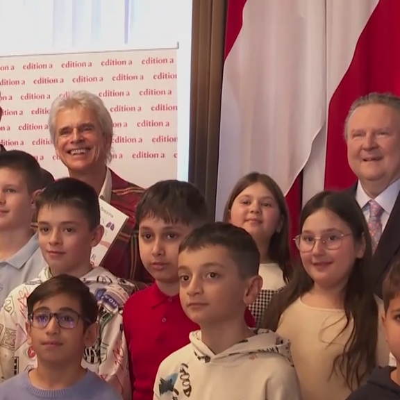 Thomas Brezina präsentiert sein neues Buch