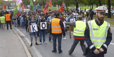 Messer-Attacke bei Kurden-Demo 