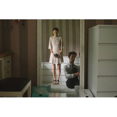 Braut knipst eigene Hochzeitsfotos 