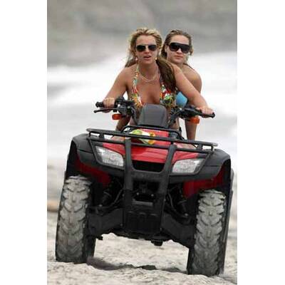 Urlaub mit Mel Gibson: Britney in Costa Rica