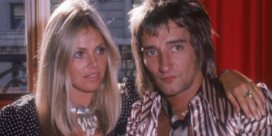 Britt EKLAND; Rod STEWART