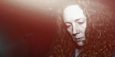 Rebekah Brooks gegen Kaution frei