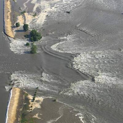 Die Deiche brechen am Mississippi