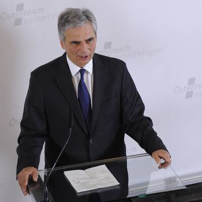 Erste Pressekonferenz Montagmittag