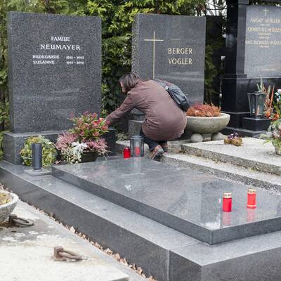 Peter Alexander (1926 - 2011)