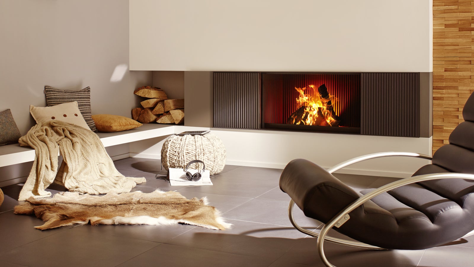 Wohnzimmer mit Kamin gestalten: So wird's besonders gemütlich - LIVE&STYLE