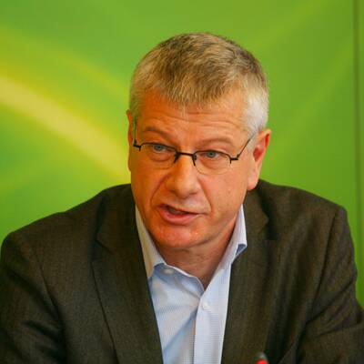 Team Stronach, 12. Jessi Lintl