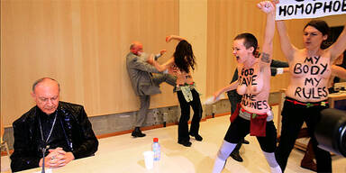 Nackt-Attacke auf Bischof in Brüssel