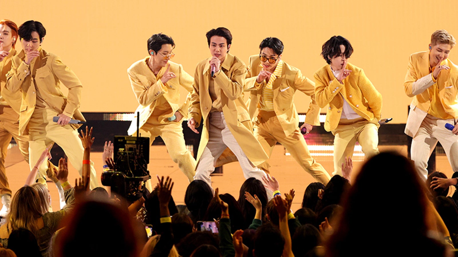 K Pop Stars BTS Alle 7 Mitglieder Verl ngern Vertr ge Mit Agentur k-pop-stars-bts-alle-7-mitglieder-verl-ngern-vertr-ge-mit-agentur