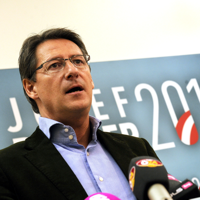 Der BZÖ-Chef tritt zurück. Er übernimmt die Verantwortung für die Wahl-Schlappe.