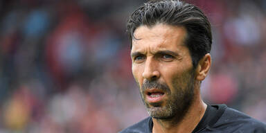 Barca buhlt um Altstar Gigi Buffon