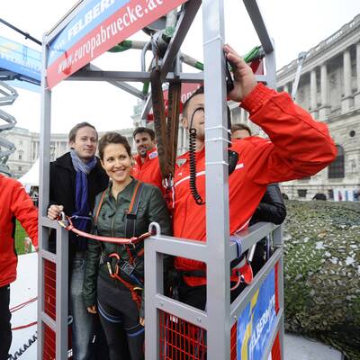 Die Bilder zum Rekord-Sprung