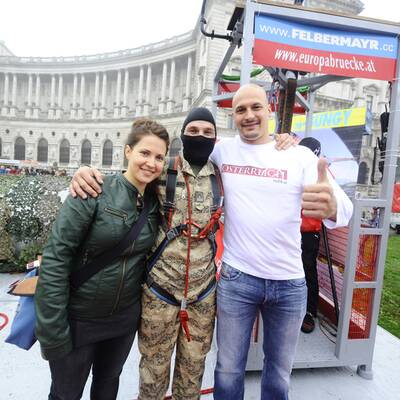 Die Bilder zum Rekord-Sprung