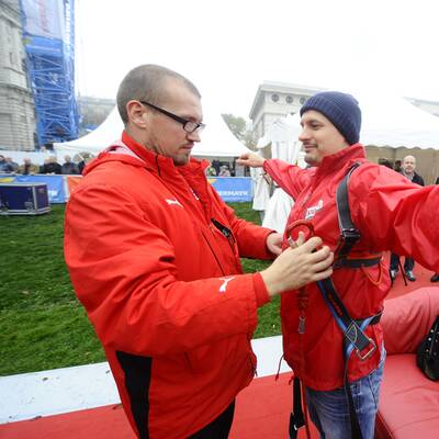 Die Bilder zum Rekord-Sprung