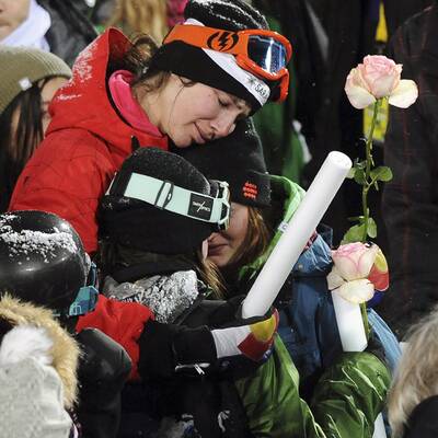 Ergreifende Trauerfeier für Sarah Burke