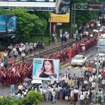 Demo gegen Militäjunta in Burma