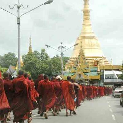 Demo gegen Militäjunta in Burma