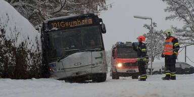 Bus Schnee