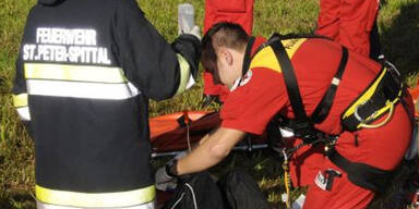 17 Kinder bei Busunfall auf A10 verletzt