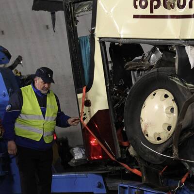 Horror-Busunfall in der Schweiz