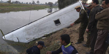51 Tote bei schwerem Busunfall in Ägypten