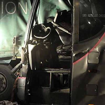 Katastrophaler Bus-Crash bei Wien