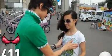 1000 Busen-Grapscher f&uuml;r Putin