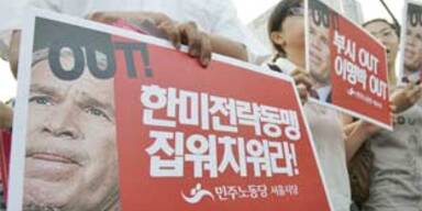 Bush mit scharfem Protest in Seoul empfangen