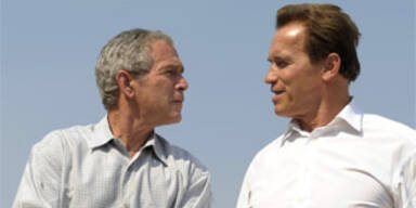 Bush besucht Flammeninferno in Kalifornien