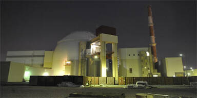 Iran: Jet stürzt nahe Atomkraftwerk ab