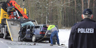 2 Tote bei Schulbus-Unfall in Deutschland