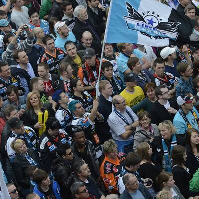 Meisterfeier der Black Wings in Linz 