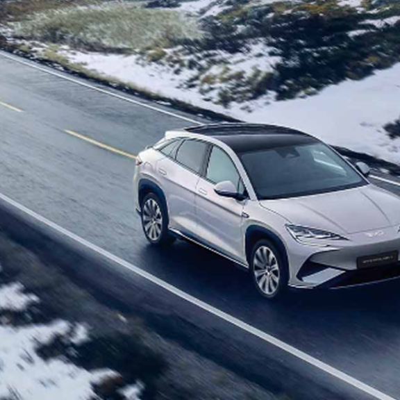 Chinese löst Tesla als erfolgreichster E-Autobauer ab