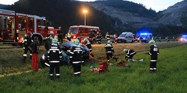 Vier Verletzte bei Frontal-Crash 