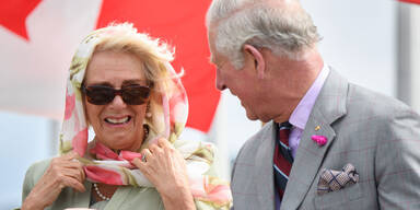Charles und Camilla: Heftiger Lachanfall