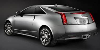 Scharf geschnitten: CTS Coupé in Keilform