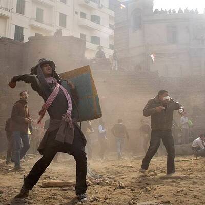 Straßenschlachten am Tahrir Platz in Kairo (Donnerstag)
