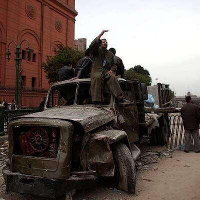 Straßenschlachten am Tahrir Platz in Kairo (Donnerstag)