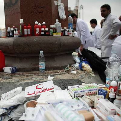 Straßenschlachten am Tahrir Platz in Kairo (Donnerstag)