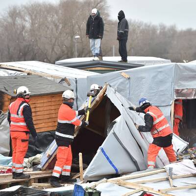Calais: Krawalle im Dschungel