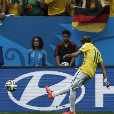 Die Bilder zu Kamerun - Brasilien