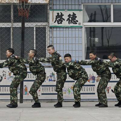 Mit harten Bandagen gegen die Internet-Sucht