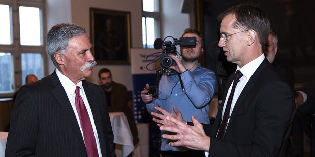 Formel 1 plant spektakulären Stadt-GP