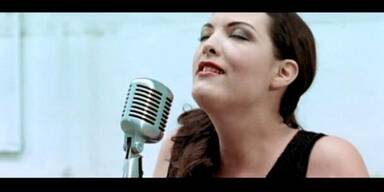 Caro Emerald live bei Dancing Stars